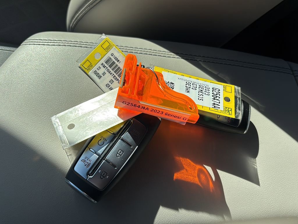 Used 2023 Genesis G70 3.3T w/ Sport Prestige Package image 43