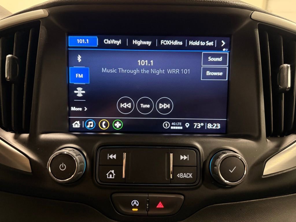 Used 2024 GMC Terrain SLT image 21