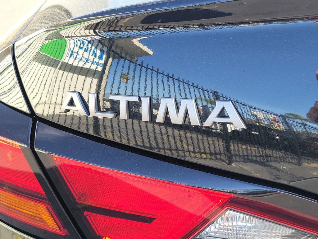 Used 2025 Nissan Altima 2.5 S image 23