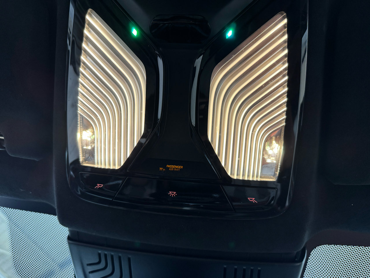 Used 2020 BMW M5 w/ Executive Package image 37