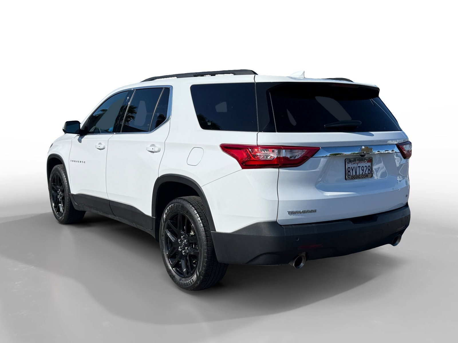 Used 2021 Chevrolet Traverse LT image 3