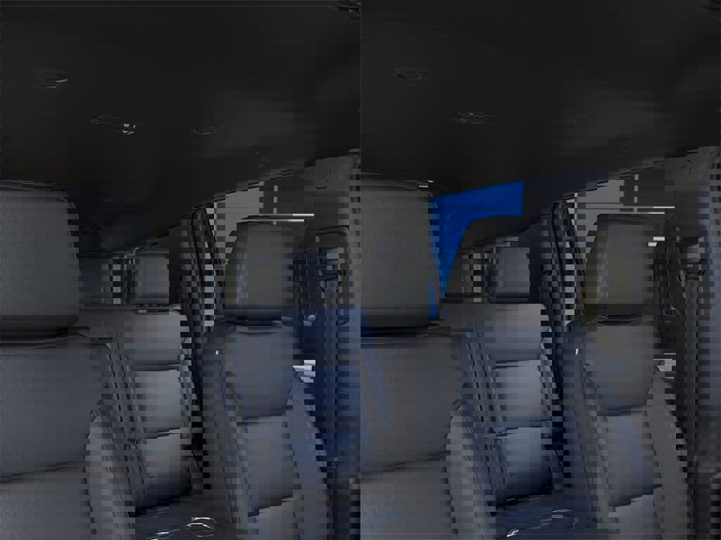 New 2026 Chevrolet Suburban LT image 24