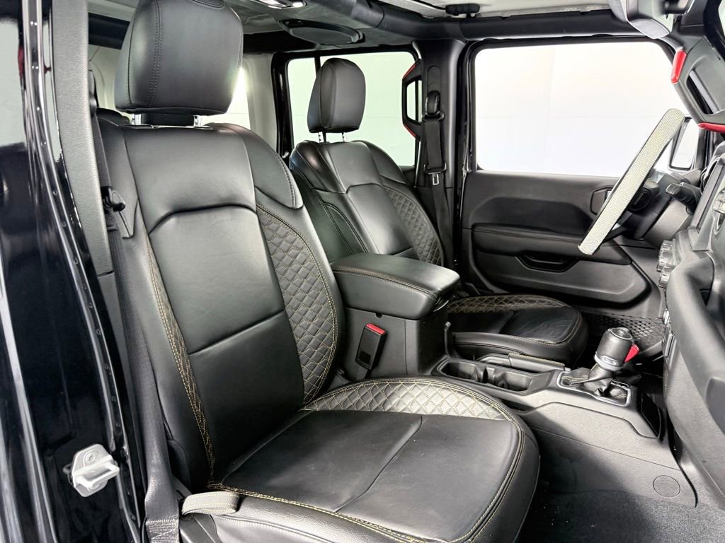 Used 2023 Jeep Wrangler Altitude image 12