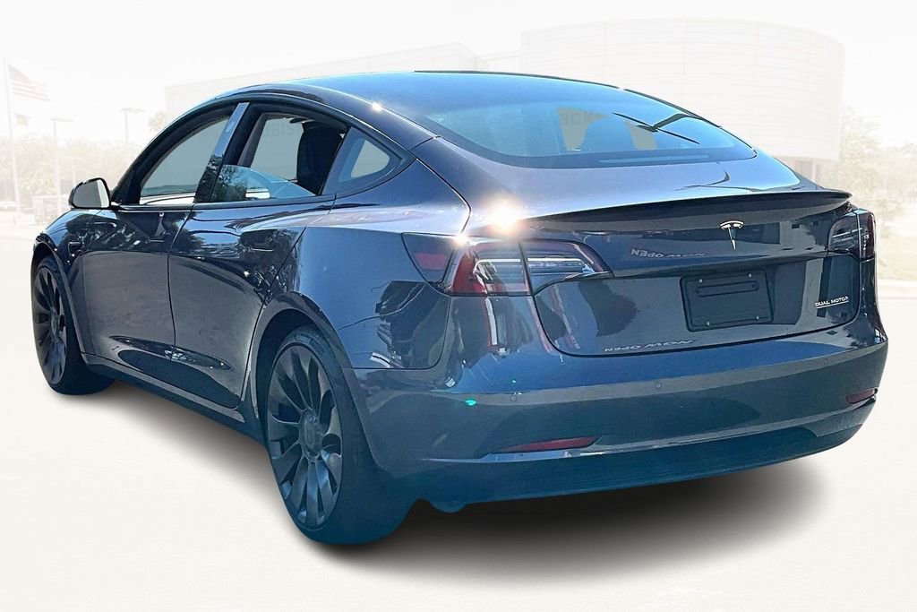 Used 2021 Tesla Model 3 Performance image 4