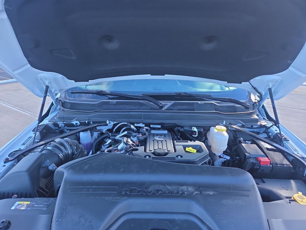 New 2026 RAM 5500 Tradesman AWD/4WD image 19