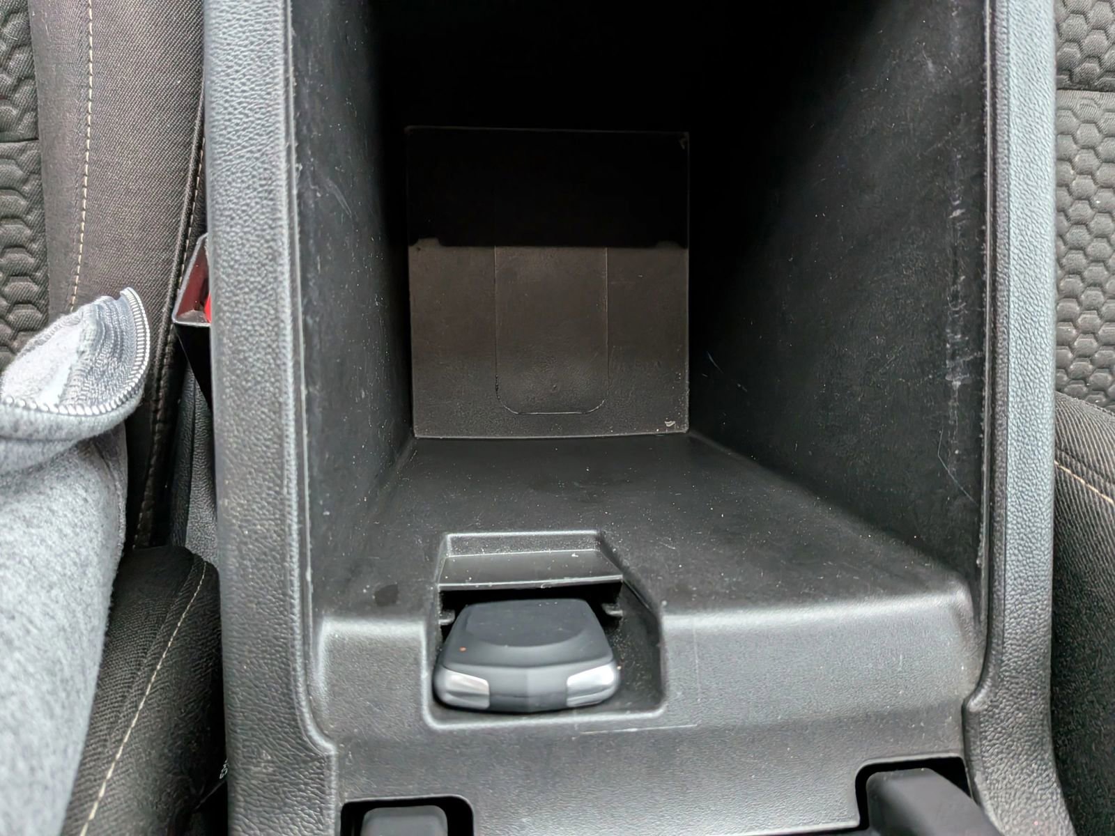 Used 2019 GMC Acadia SLE image 60