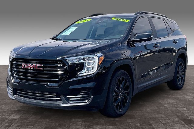 Used 2024 GMC Terrain SLE w/ Elevation Edition