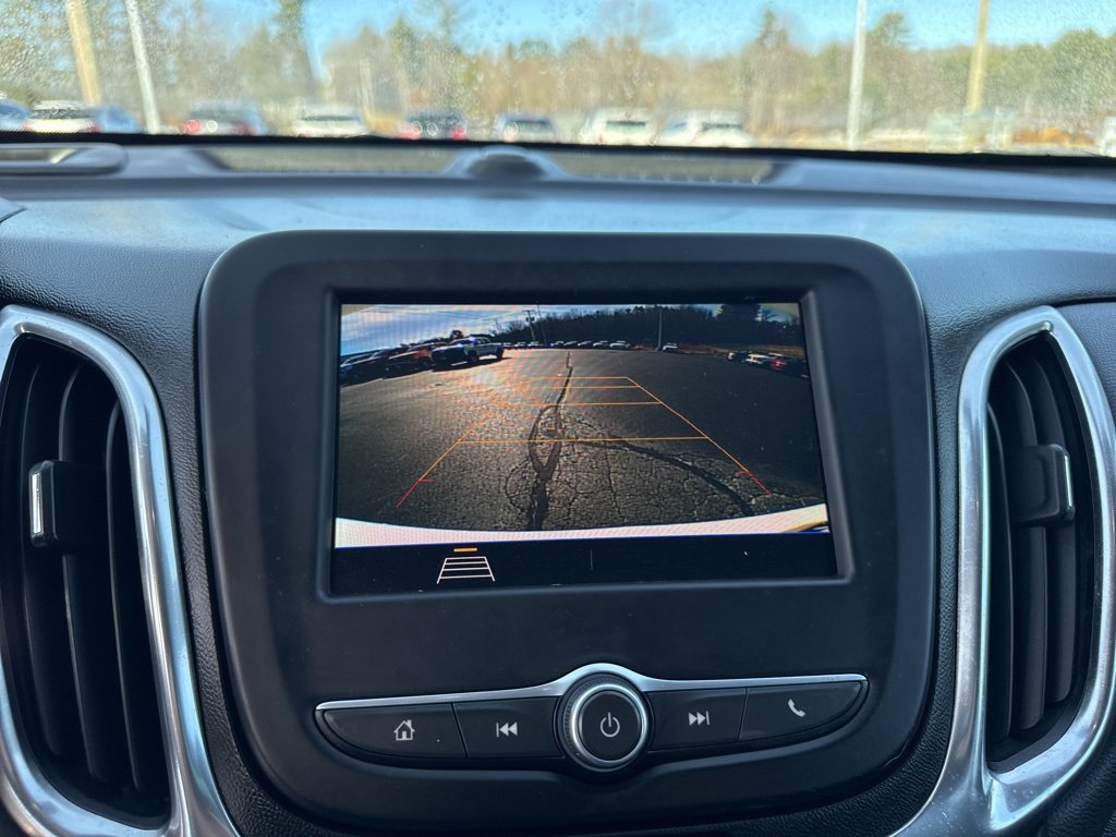 Used 2020 Chevrolet Equinox LT image 16