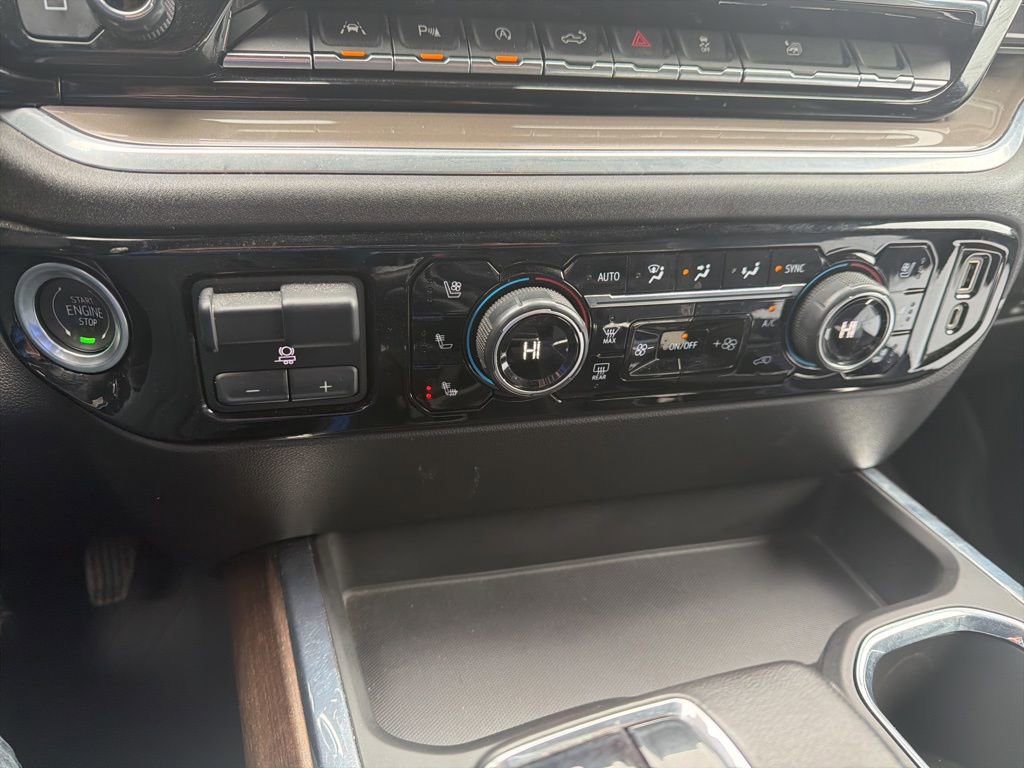 Used 2022 Chevrolet Silverado 1500 High Country w/ High Country Premium Package image 24