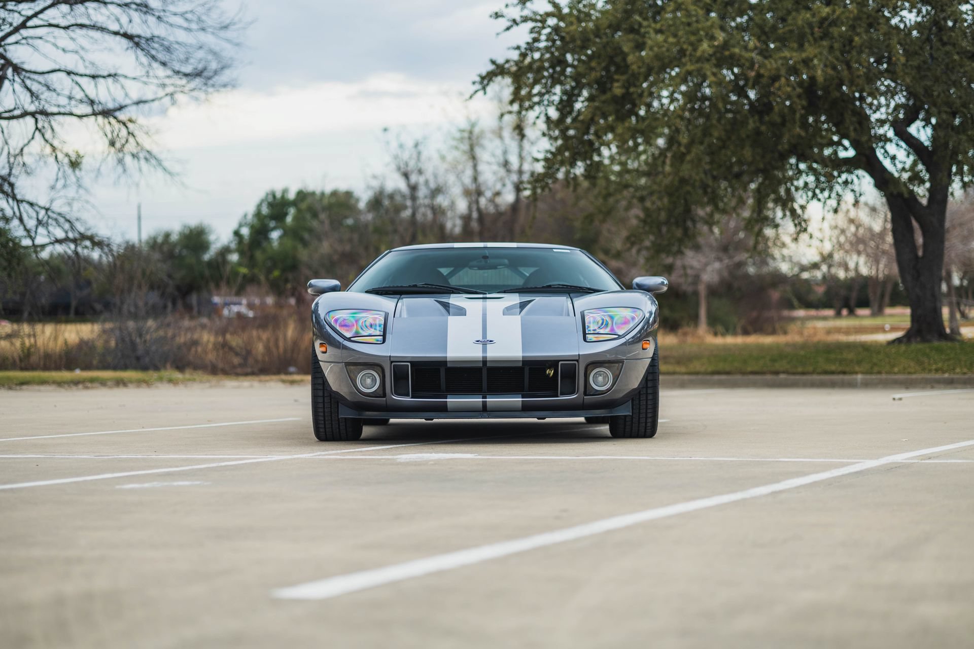 Used 2006 Ford GT RWD image 39