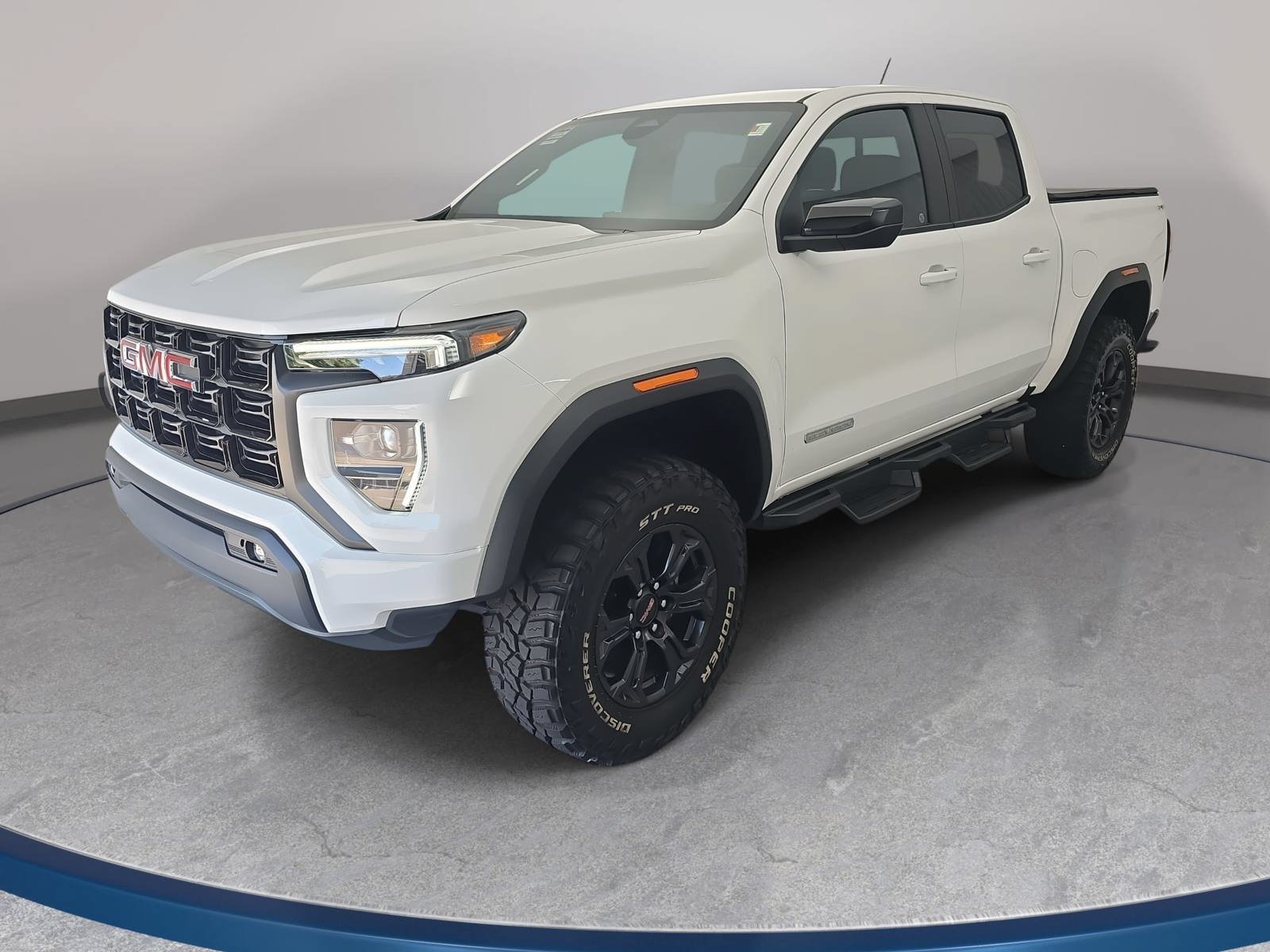 Used 2025 GMC Canyon Elevation w/ Convenience Package AWD/4WD image 1