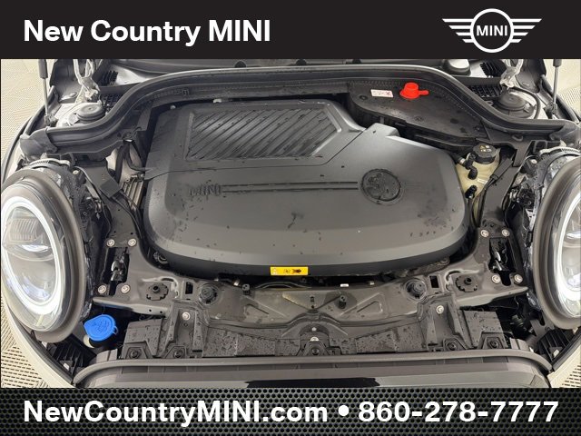 Used 2024 MINI Cooper SE w/ Signature Upholstery Package image 22