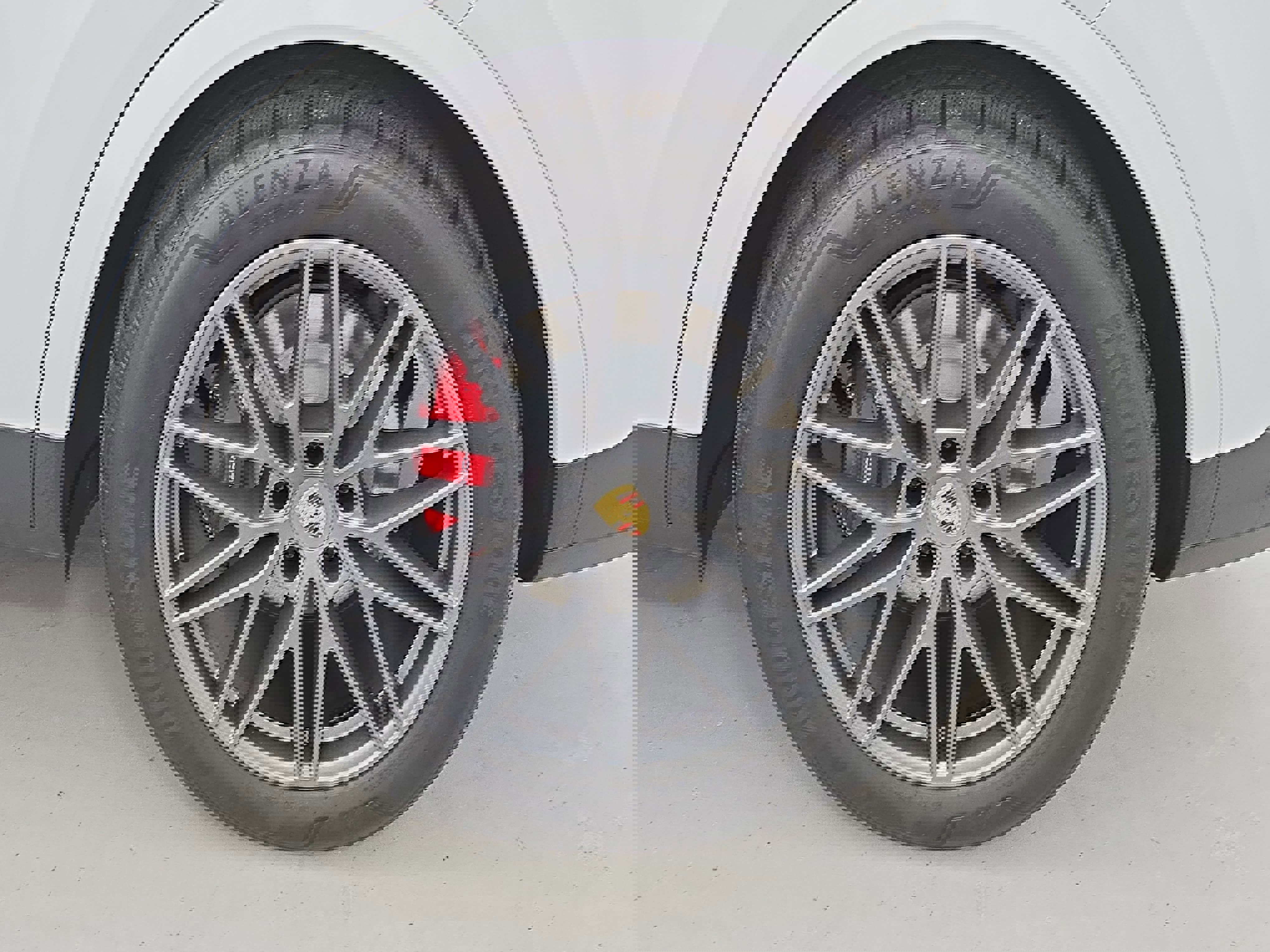 Used 2024 Porsche Cayenne S image 33