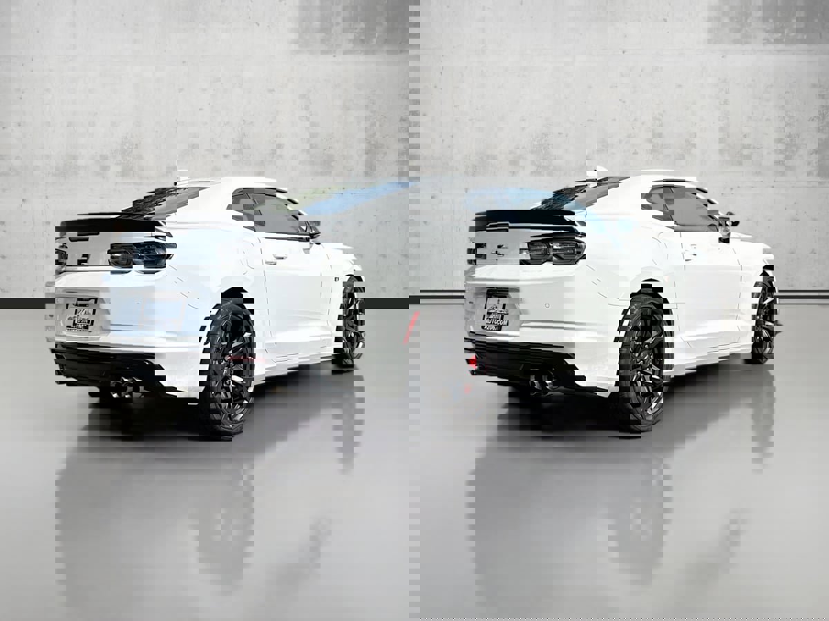 Used 2023 Chevrolet Camaro SS image 7
