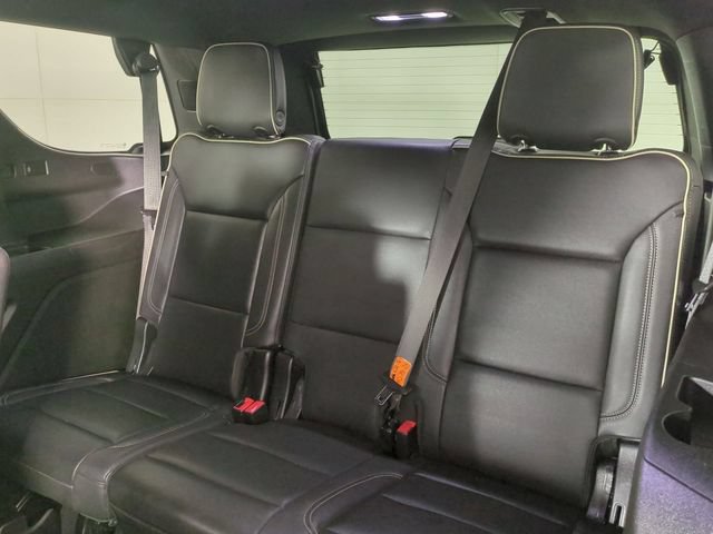 Used 2024 Chevrolet Tahoe Premier AWD/4WD image 35