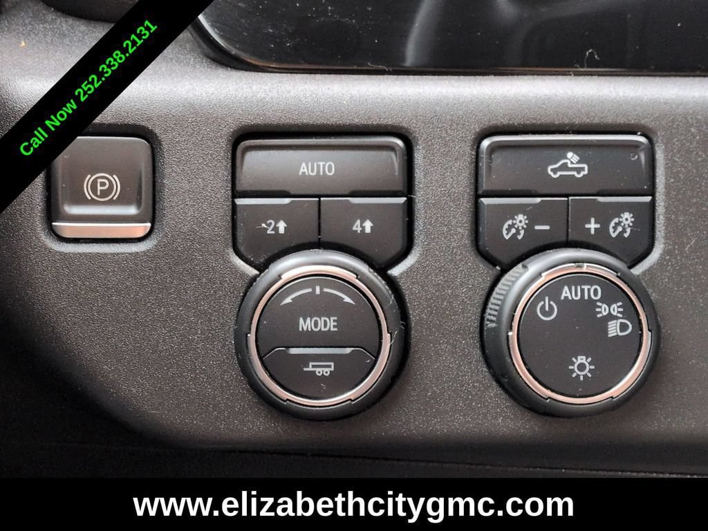 Used 2023 Chevrolet Silverado 1500 LT AWD/4WD image 23