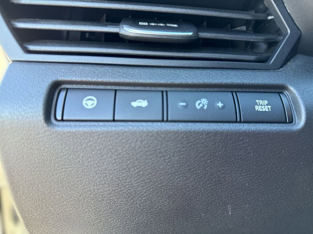 Used 2024 Nissan Altima 2.5 SL image 16