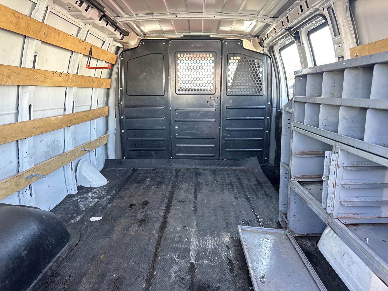 Used 2020 Chevrolet Express 2500 w/ Driver Convenience Package image 17