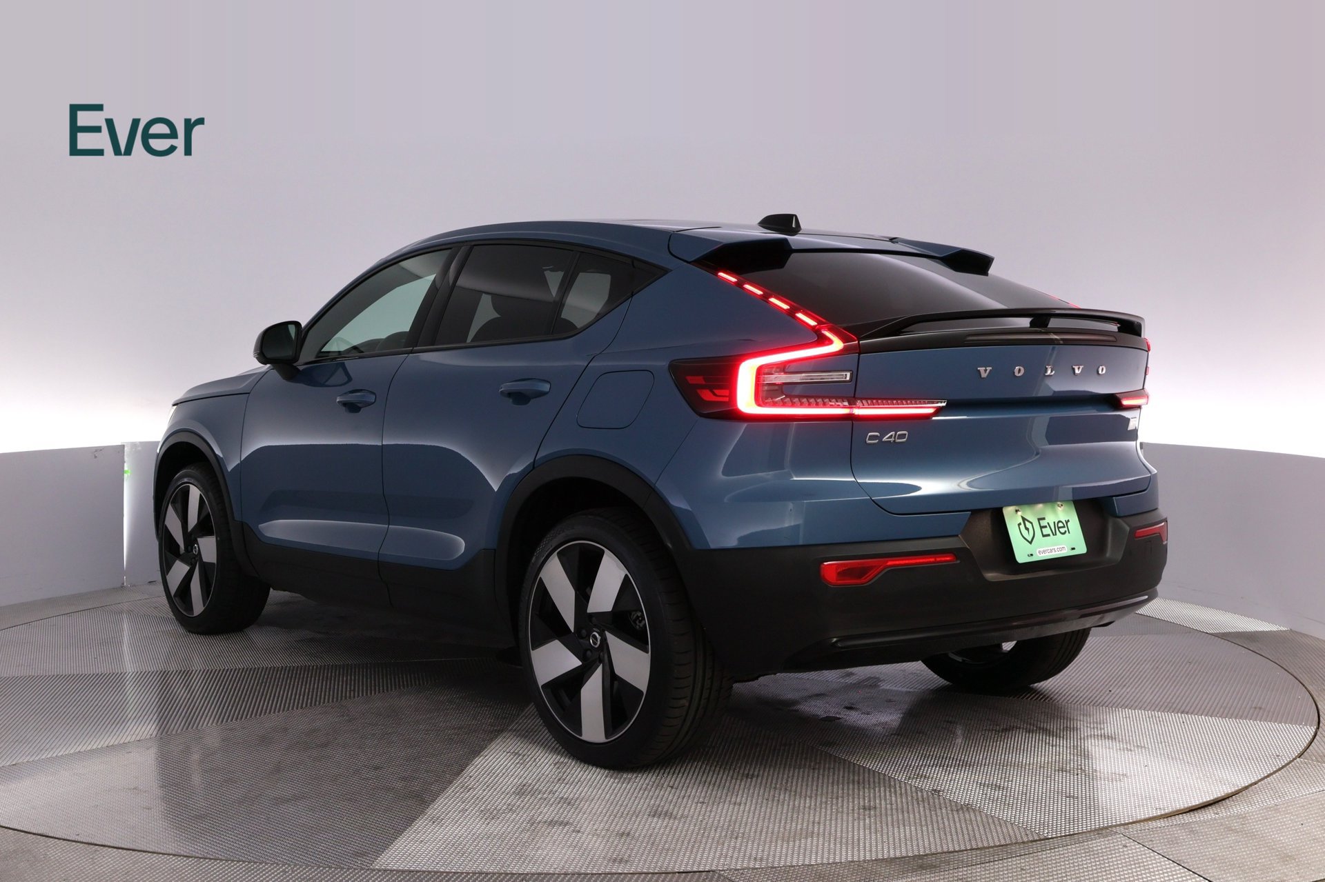Used 2023 Volvo C40 P8 Recharge Ultimate w/ Protection Package Premier AWD/4WD image 17