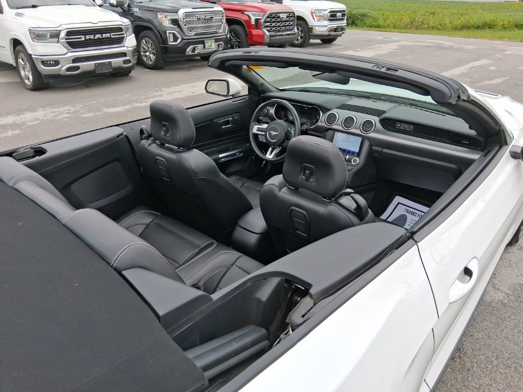 Used 2020 Ford Mustang GT Premium w/ Equipment Group 401A RWD image 35