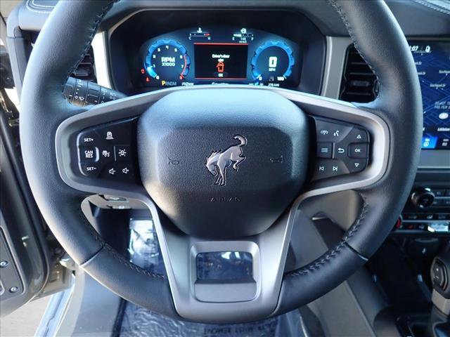 New 2026 Ford Bronco Outer Banks AWD/4WD image 13