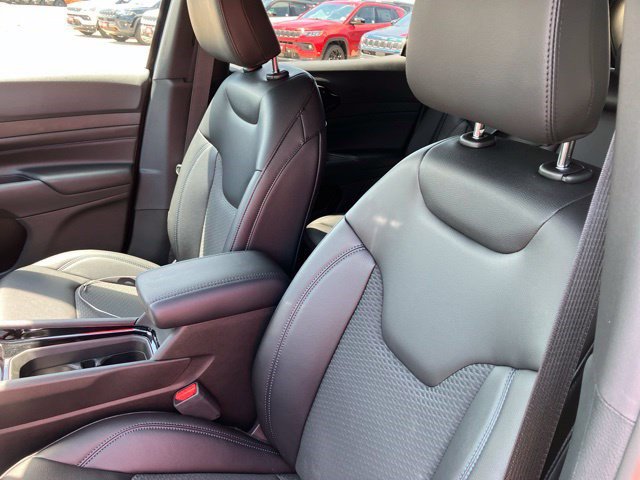 New 2026 Jeep Compass Latitude AWD/4WD image 12