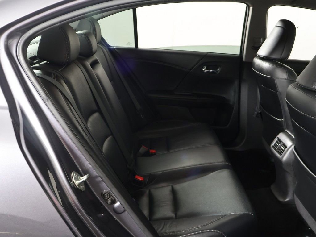 Used 2016 Honda Accord EX-L image 28