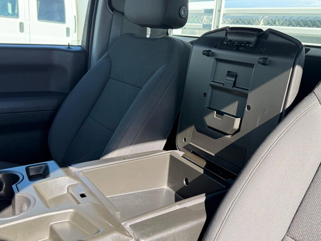 Used 2021 Chevrolet Silverado 1500 W/T image 32