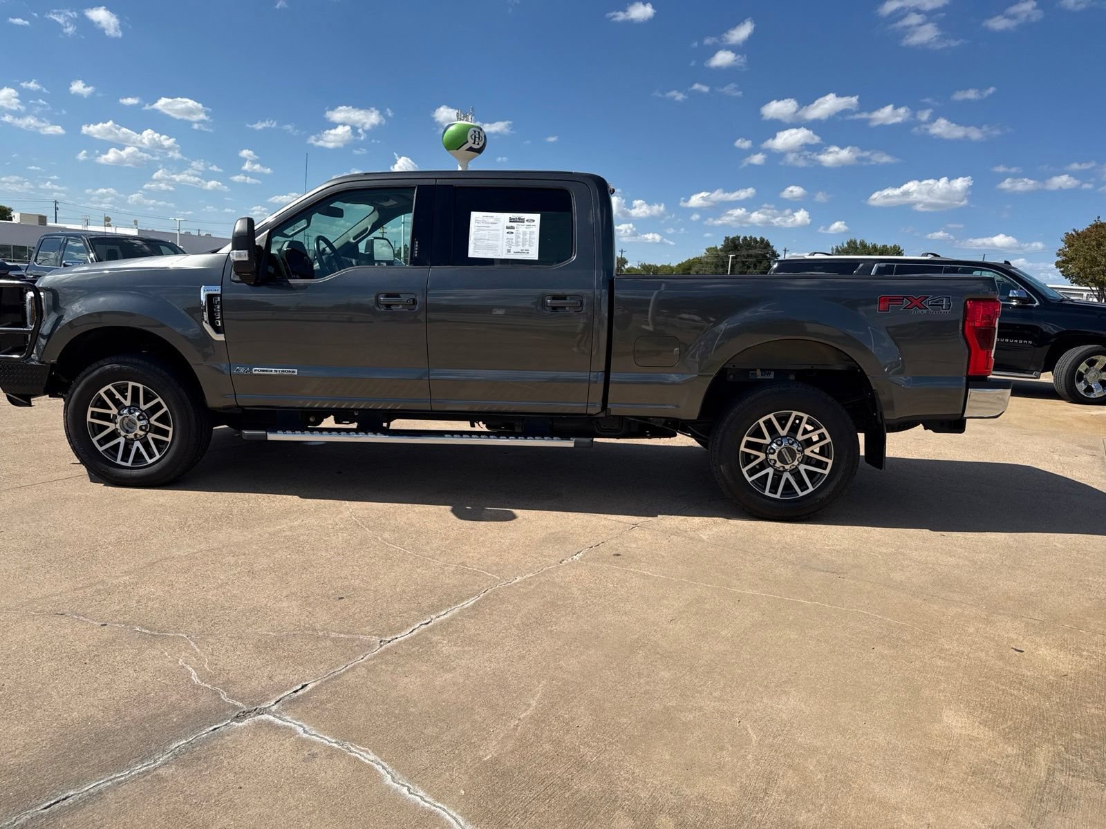Used 2019 Ford F250 Lariat w/ Lariat Value Package AWD/4WD image 4