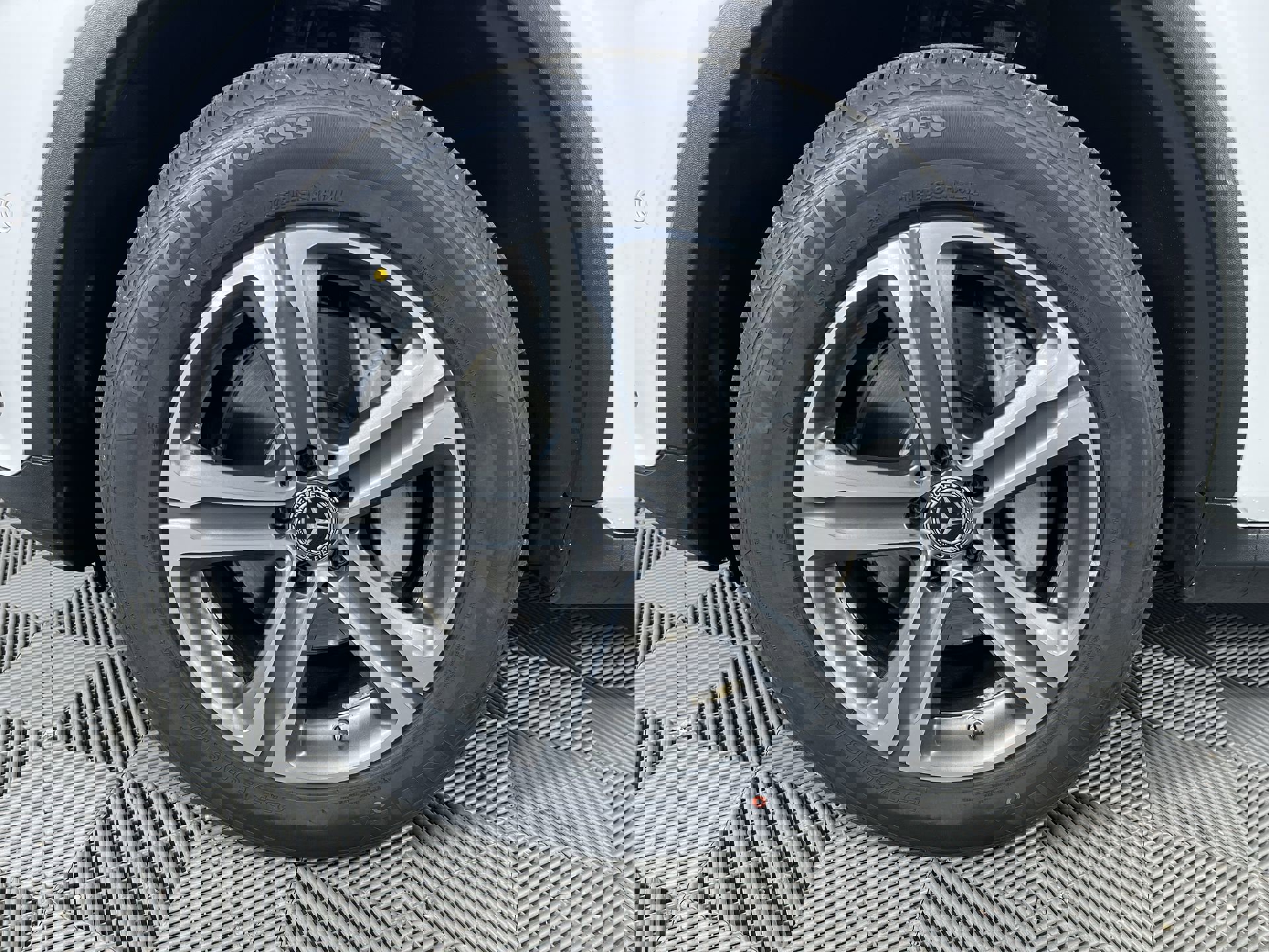 Used 2018 Mercedes-Benz GLC 300 image 28