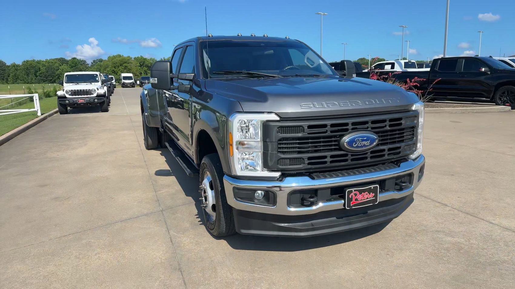 Used 2023 Ford F350 XL AWD/4WD image 4