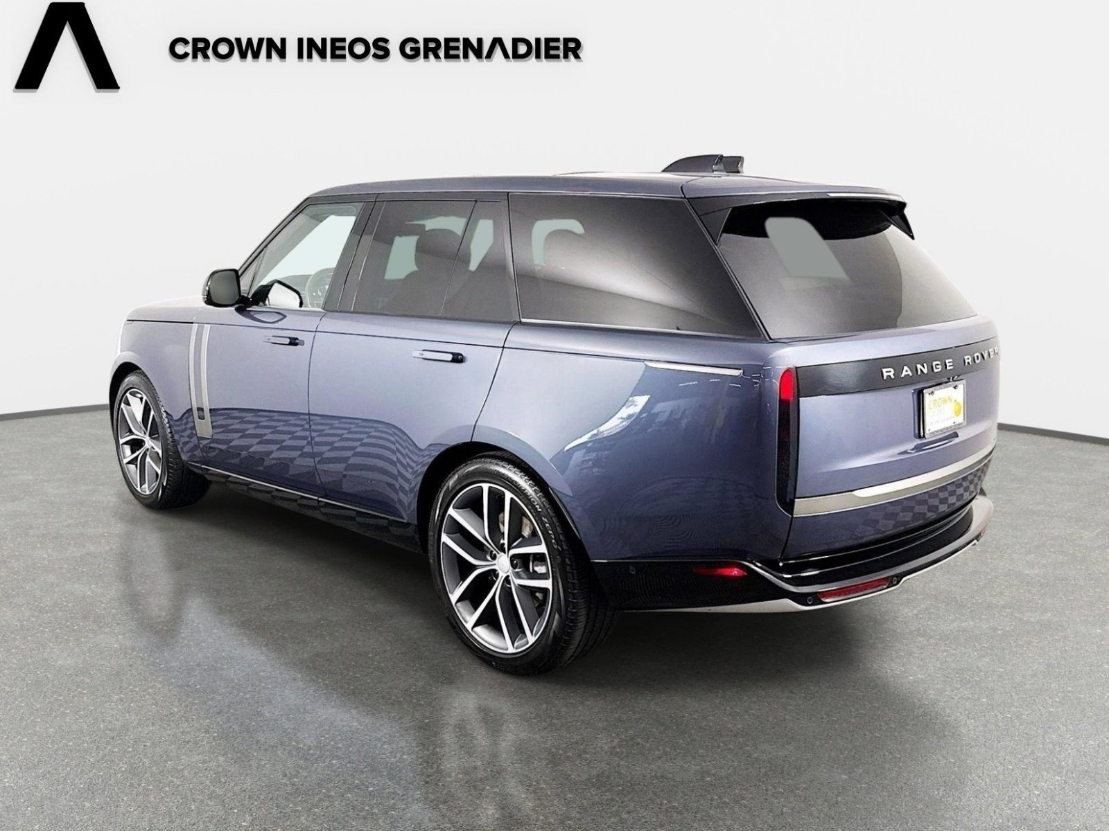 Used 2024 Land Rover Range Rover SE AWD/4WD image 8