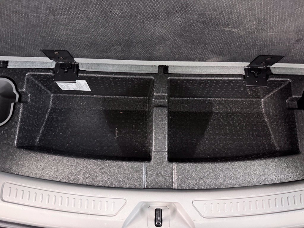 Used 2019 GMC Acadia SLT w/ LPO, Floor Liner Package FWD image 37