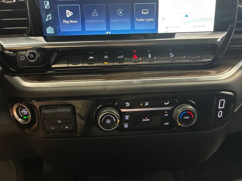 Used 2025 Chevrolet Silverado 1500 LT AWD/4WD image 30