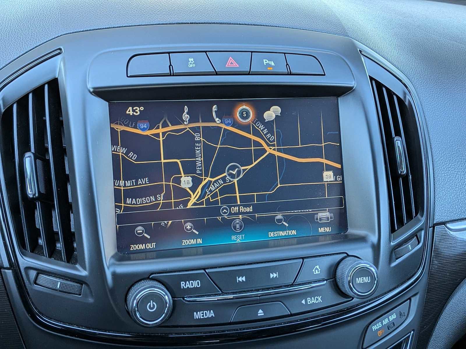 Used 2016 Buick Regal Premium image 28