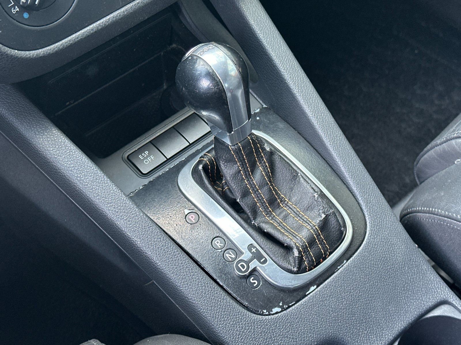 Used 2007 Volkswagen GTI 2-Door image 16