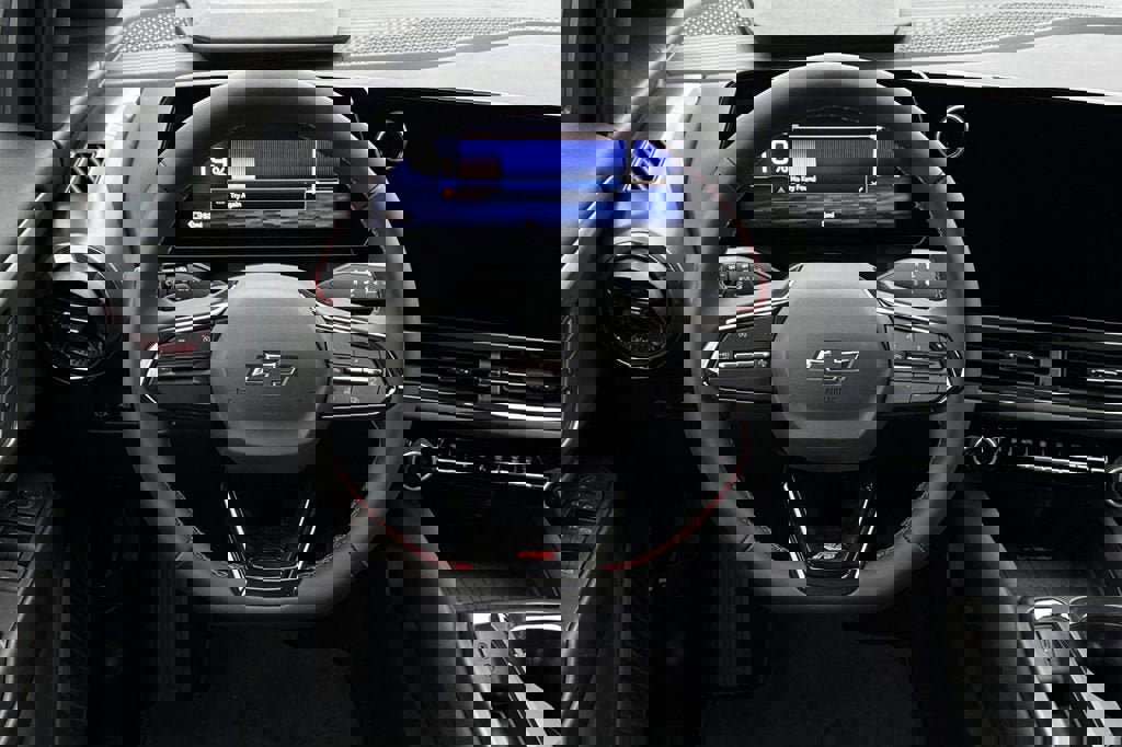 New 2026 Chevrolet Equinox EV RS image 14