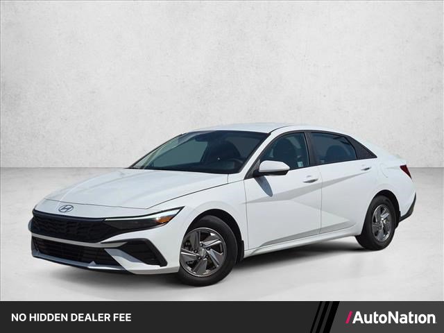 Used 2025 Hyundai Elantra SE