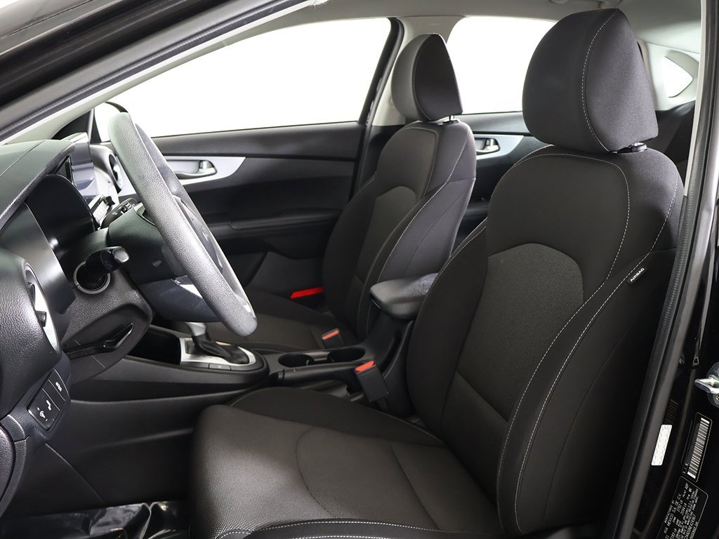 Used 2022 Kia Forte LXS w/ LXS Technology Package image 29