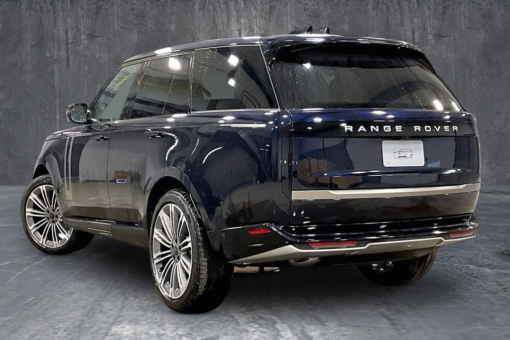 New 2026 Land Rover Range Rover SE image 3