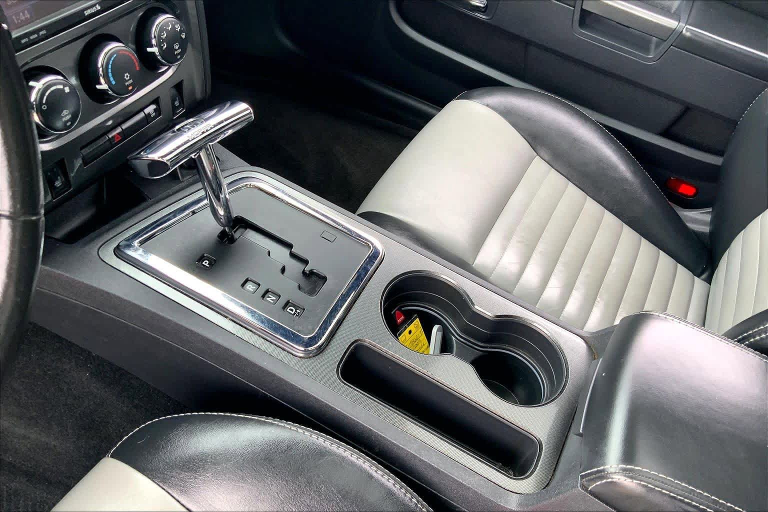 Used 2009 Dodge Challenger R/T RWD image 13