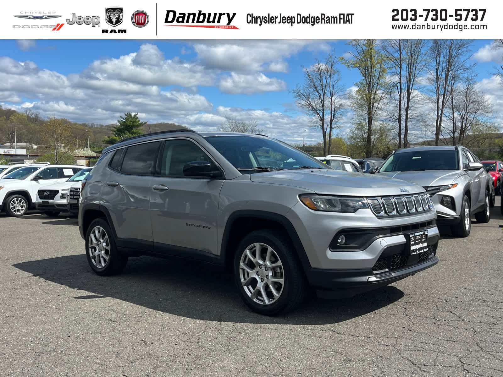 Used 2022 Jeep Compass Latitude AWD/4WD video 1