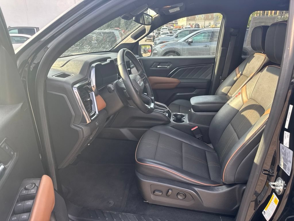 Certified 2024 GMC Canyon AT4 AWD/4WD image 17