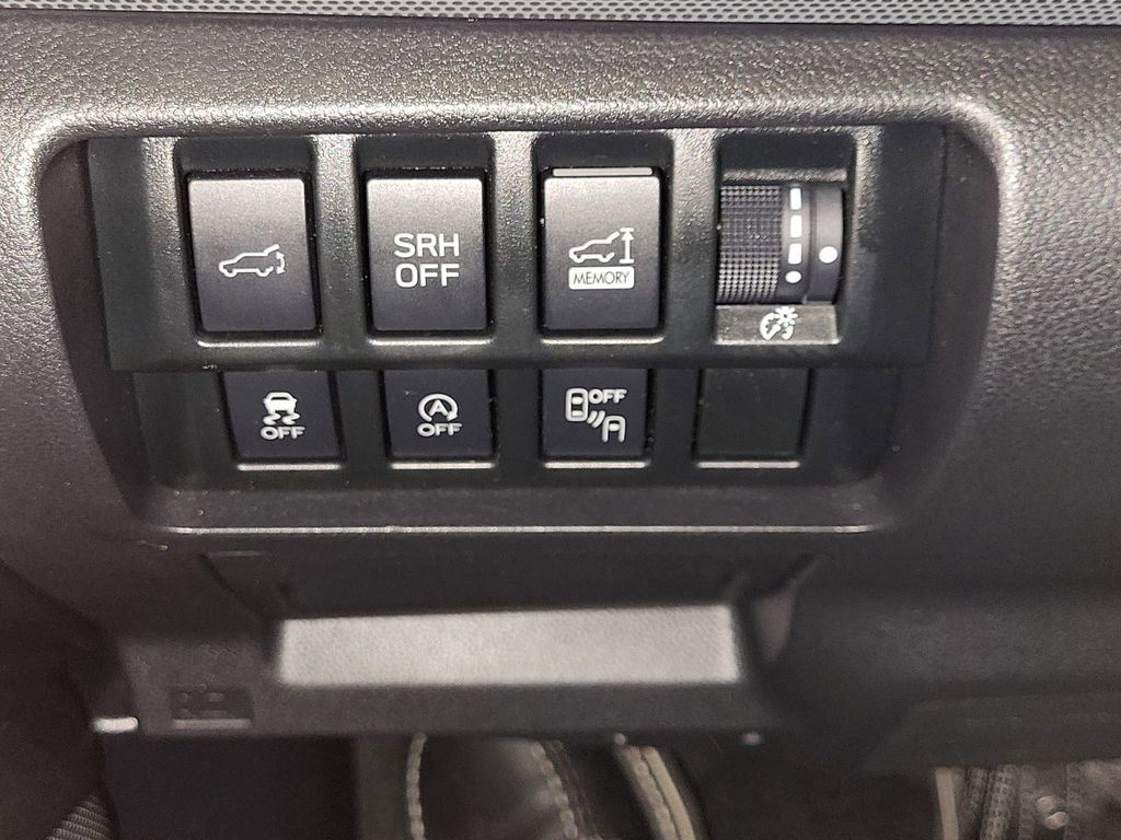 Used 2020 Subaru Forester Limited w/ Popular Package #3 image 27