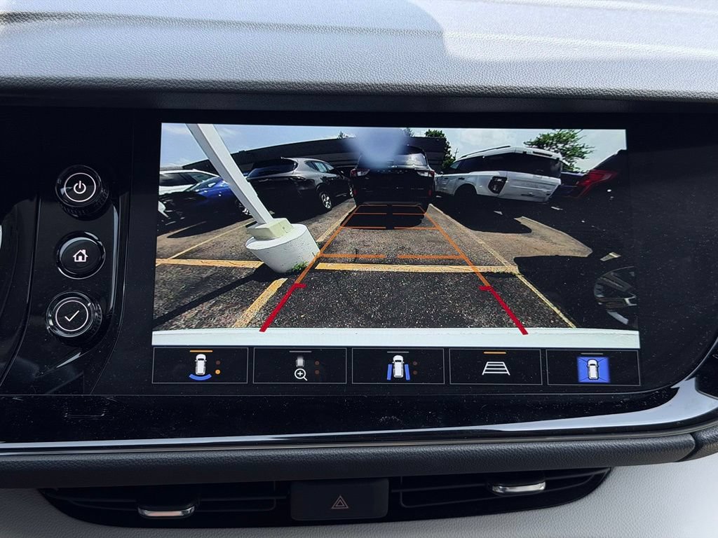 Used 2022 Buick Envision Avenir w/ Technology Package II AWD/4WD image 47