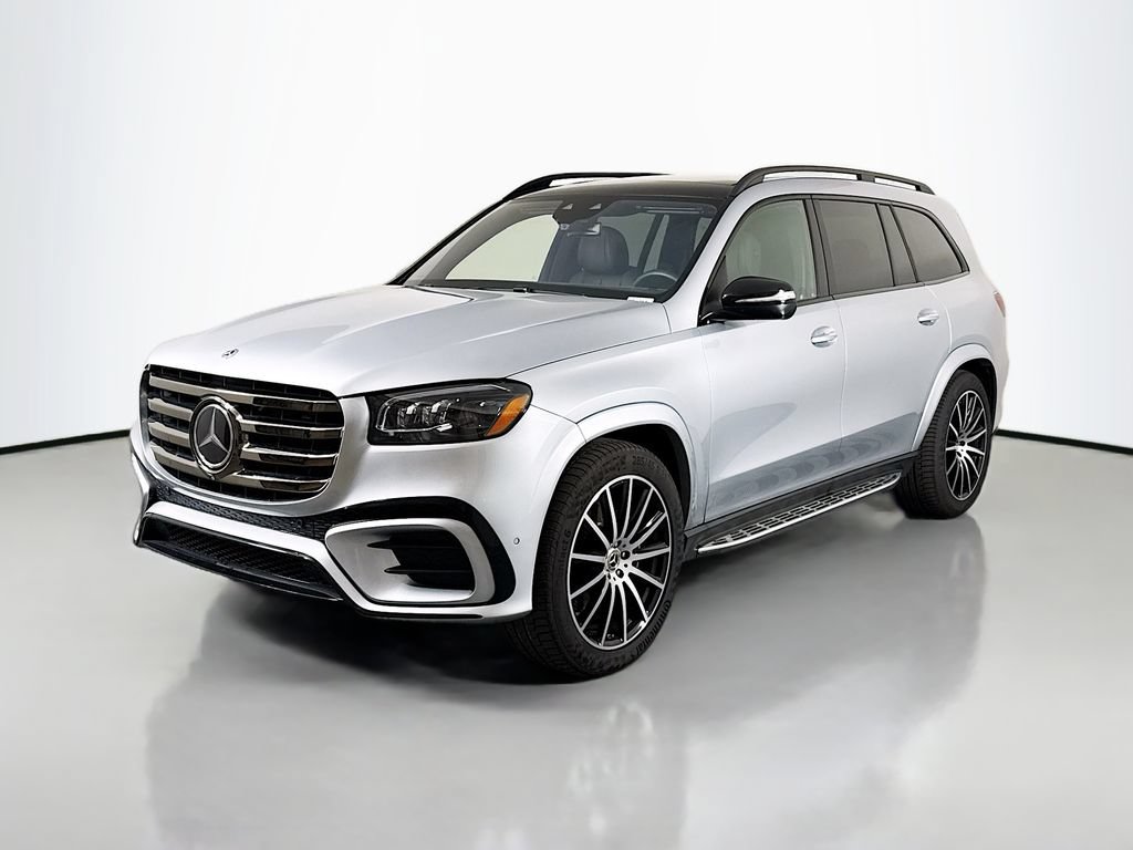 Used 2025 Mercedes-Benz GLS 580 4MATIC image 3