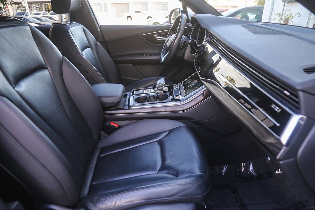 Used 2021 Audi Q7 2.0T Premium AWD/4WD image 15