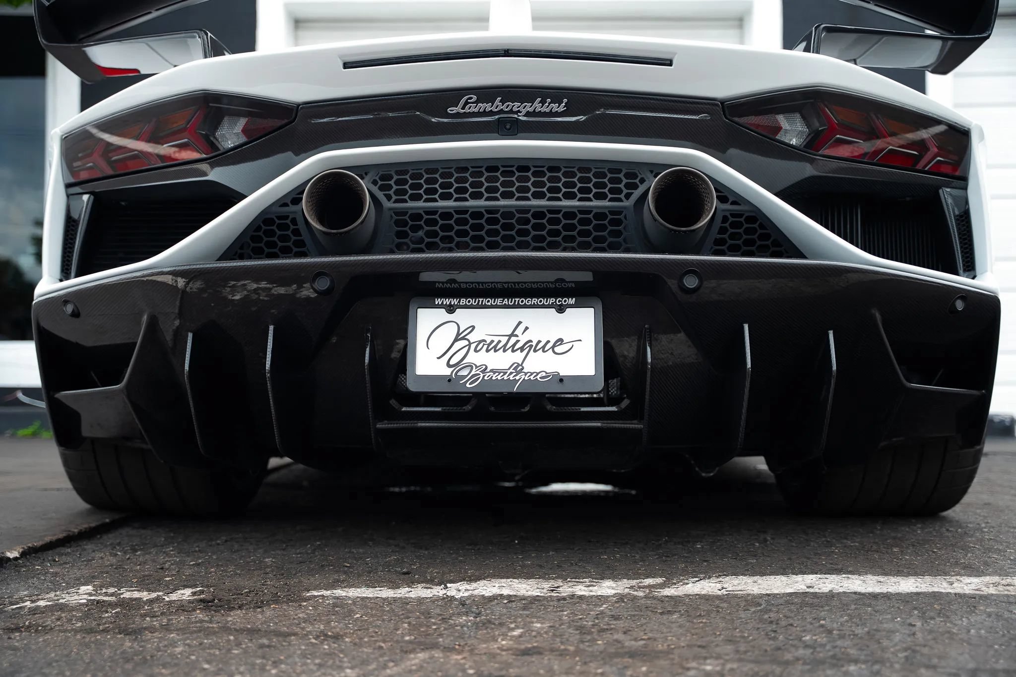 Used 2019 Lamborghini Aventador SVJ AWD/4WD image 31