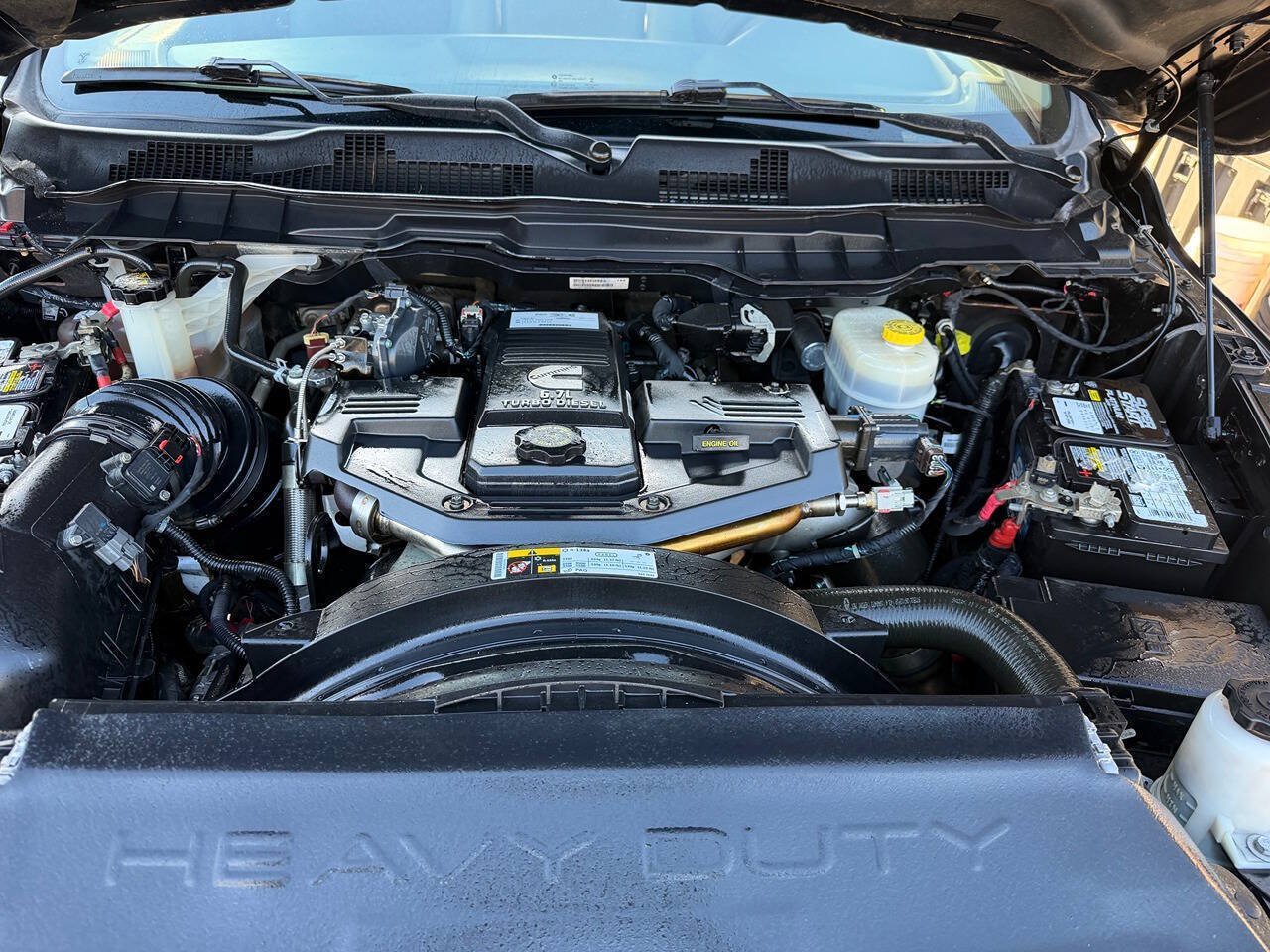 Used 2018 RAM 3500 SLT AWD/4WD image 27