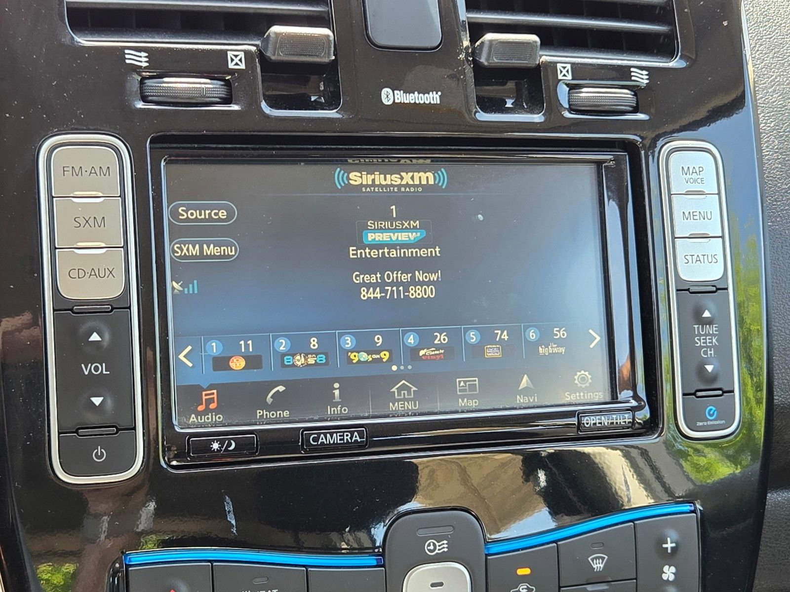 Used 2016 Nissan Leaf SV w/ Premium Package FWD image 24